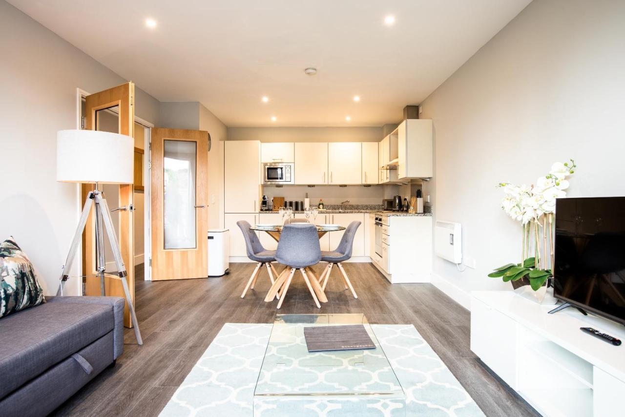 Urban Living'S - The Wren Beautiful City Centre Apartment With Parking Oxford Exterior foto