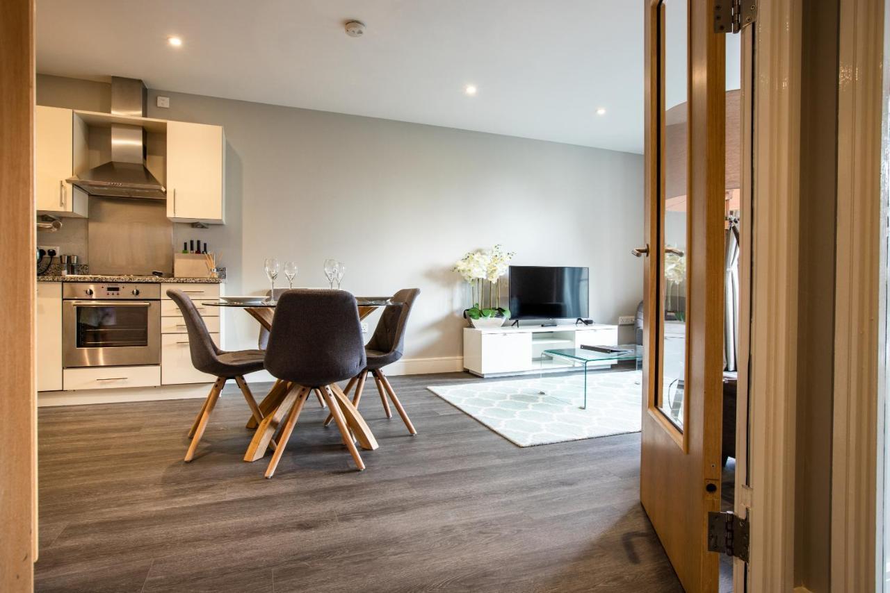 Urban Living'S - The Wren Beautiful City Centre Apartment With Parking Oxford Exterior foto